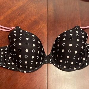Victoria’s Secret full coverage lightly lined underwire bra 34D